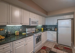 Yacht Club Villas #2-204 Plenty of Room for Everyone in this 4BR Villa!