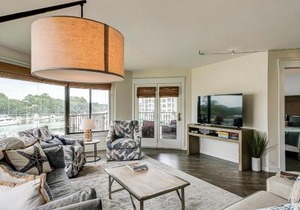 Yacht Club Villas 7542