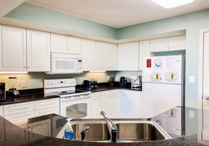 Yacht Club Waterfront Villa 15000sf Pool Hot Tub