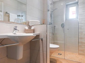 Shower Toilet | Bullay