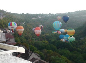 Holiday Shower Toilet | Le Bougayrou