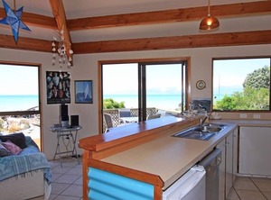 Ru | Ruby Bay