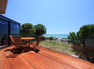Ru | Ruby Bay