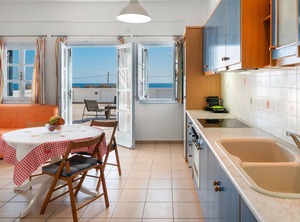 Santorini | Perivolos