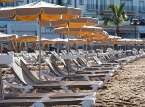 Apartamentos Las Palmeras | Lomo Quiebre