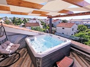 Dragica | Pjescana Uvala