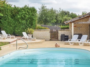 Accommodation | Assay
