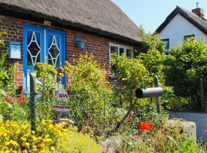 Ferienhaus Distelfink Fewo Balkon Meerblick | Gross Zicker