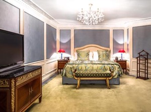London | Courtfield