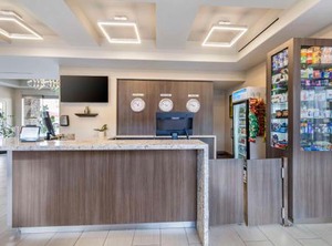 Ontario Airport Inn | Winnetka