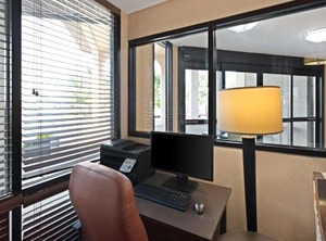 Executive Inn | Grove City