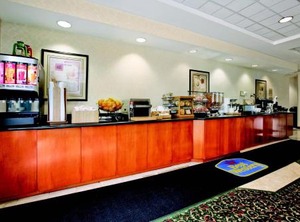 Coyote Point Inn | Shoreview