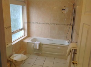 Heronston Hotel | Ewenny