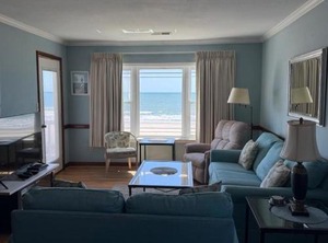 Boston Commons | Surfside Beach