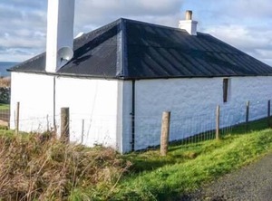 Bothan Aonghais Uig | Bornesketaig