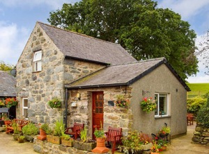 Bwthyn Conwy | Henryd