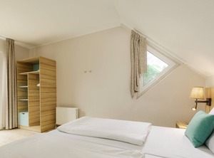 Cottage Premium Persons | Medebach