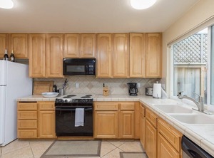 Capitola Village Seashell Blocks Beach | Capitola