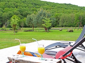 Gite Vernusse Persons | Vernusse
