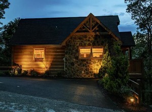 Cherokee Wind | Pigeon Forge