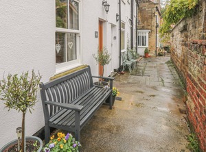 Chuckle Cottage | Swainby