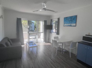Cocos Holiday | Trinity Beach