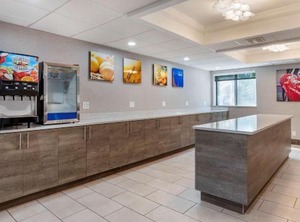 Comfort Inn Greenfield Village | Dearborn