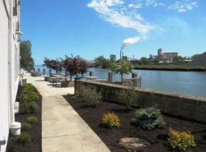 Comfort Inn River Edge | Huron