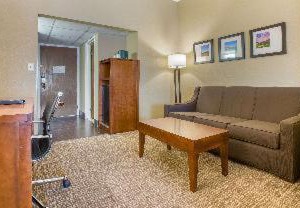 Comfort Suites Bethlehem Lehigh University Airport | Bethlehem