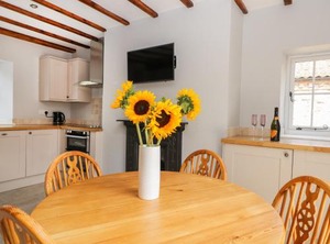 Corner | North Dalton