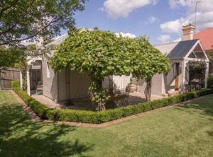 Cottage | Orange