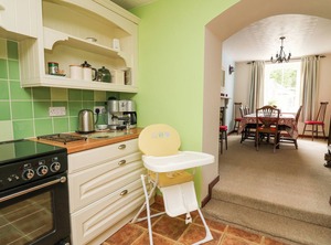 Derwen Villa | Mydroilin