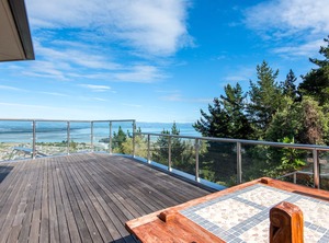Eagles Nest Nelson Holiday | Britannia Heights
