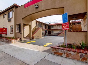 Econo Lodge Beach | Circle Area