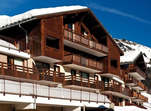 Shops Swimming Terrace Saisies | Hauteluce