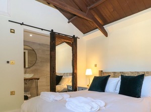 No | Aldermaston Wharf