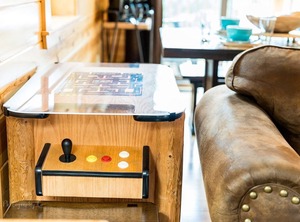 Fox Den | Pigeon Forge