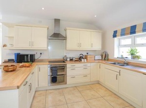 Glanrhyd Isaf | Caergeiliog