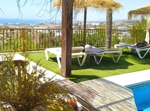 Place | Algarrobo