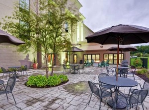Hampton Inn Suites | New Hartford