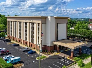 Inn University Place | University Place