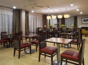 Inn University Place | University Place