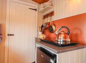 Heather Hut At Copy Hideaway Ear | Barnoldswick
