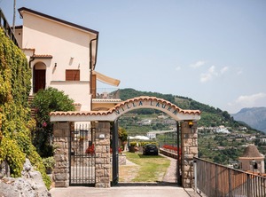 Holiday Scala Persons Bedrooms | Scala