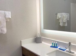 Holiday Inn Express Columbia Notch Ihg Hotel | Dentsville