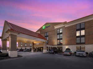 Naperville Inn | Crestwood