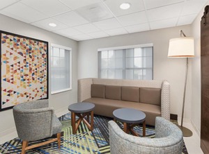 Holiday Inn Express Forsyth Ihg Hotel | Byron