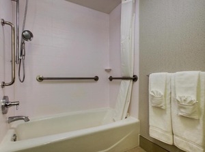 Holiday Inn Express Voorhees Mt Laurel Ihg Hotel | Echelon