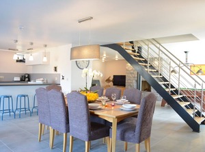 Holiday Waimes | Ovifat