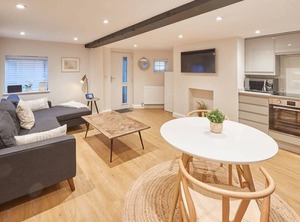 Staffordshire Hideaway | Whitby